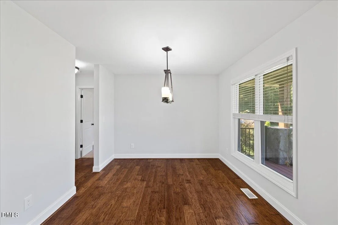 Photo of 11208 Range Road