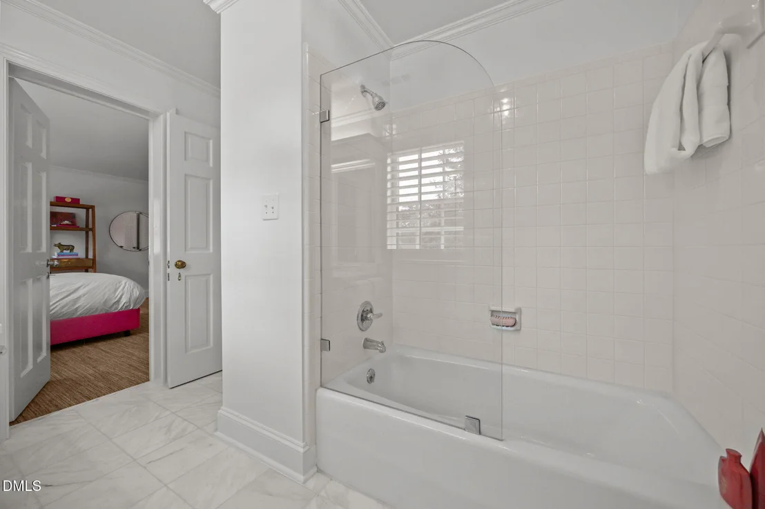Photo of 3712 Darwin Road