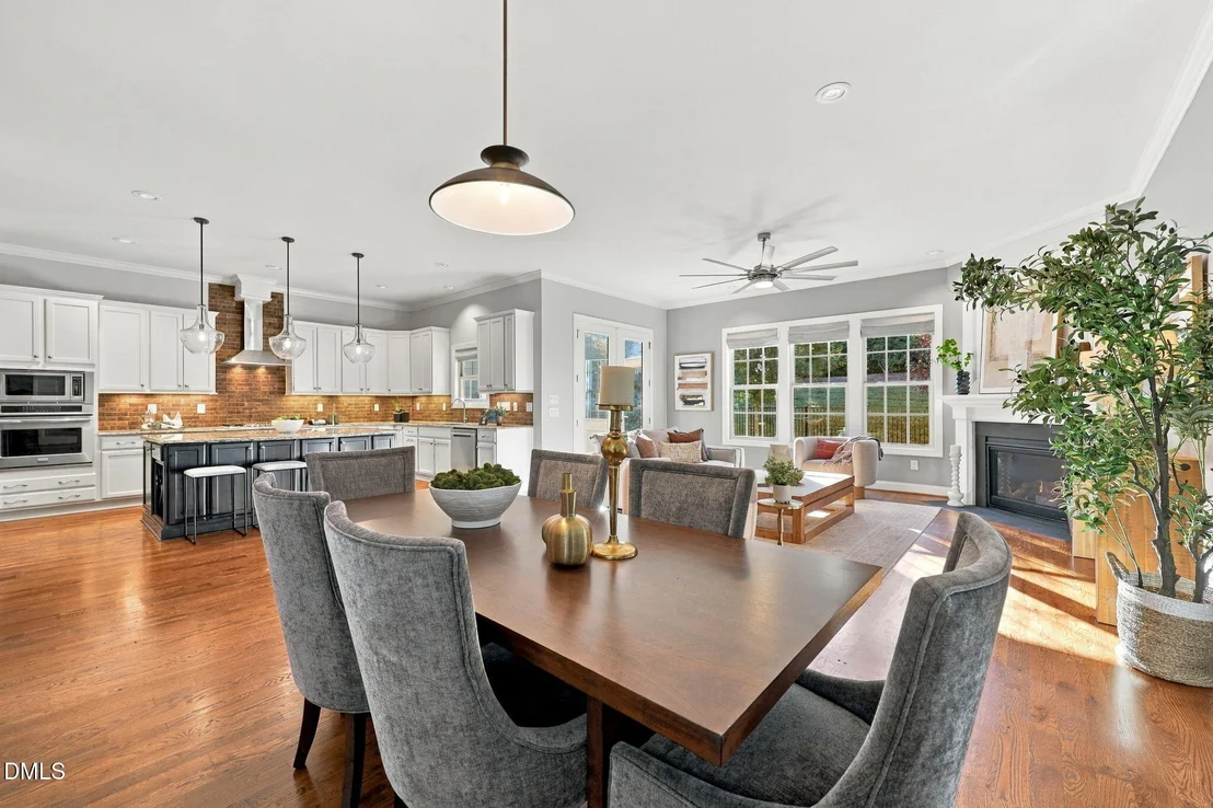 Photo of 931 Regency Cottage Place