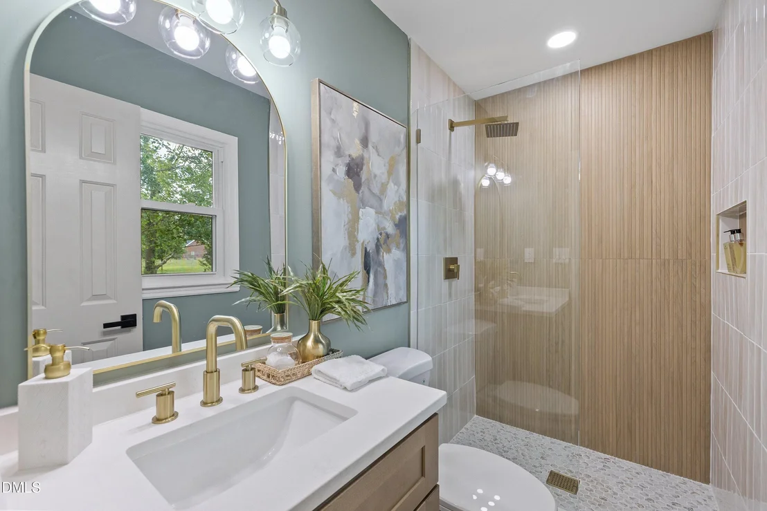 Photo of 1109 Damascus Drive
