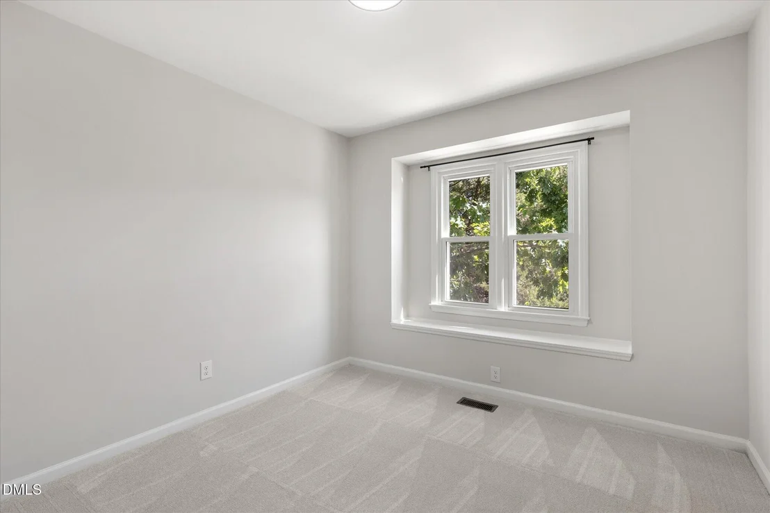 Photo of 460 Dickens Drive