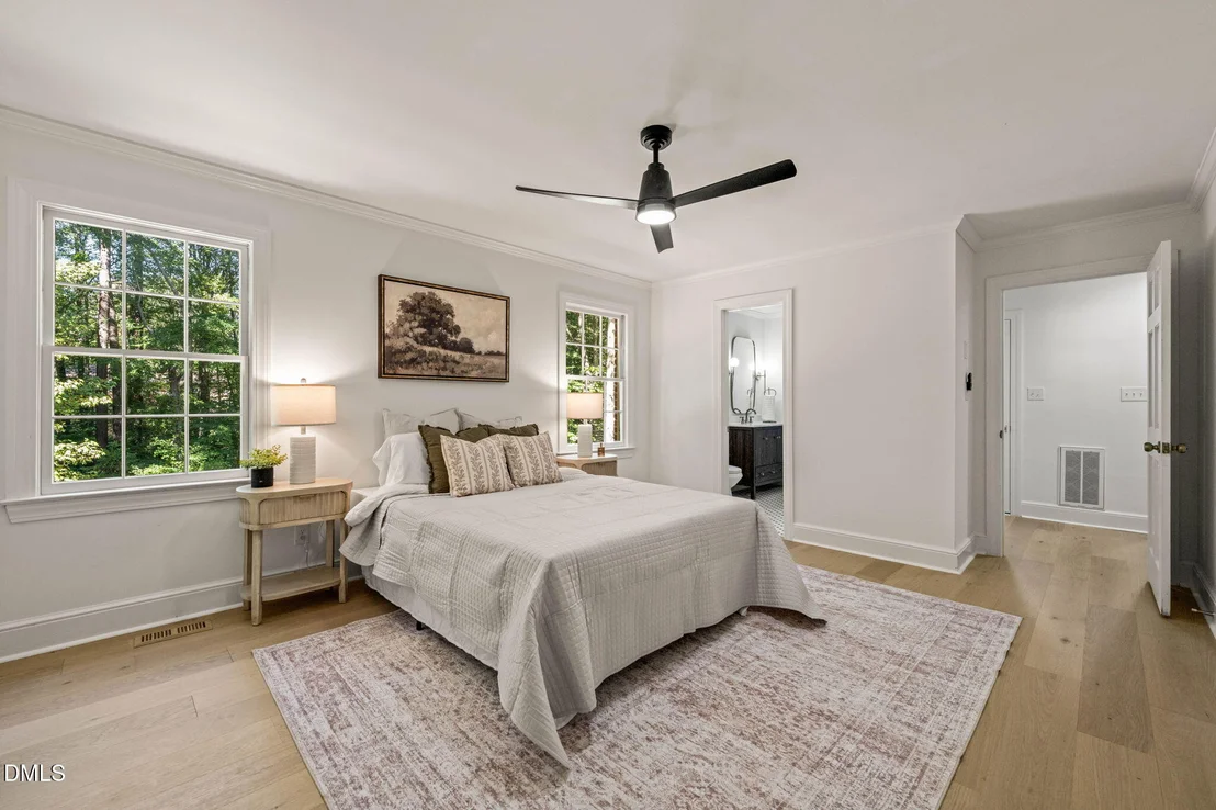 Photo of 2404 Beechview Court