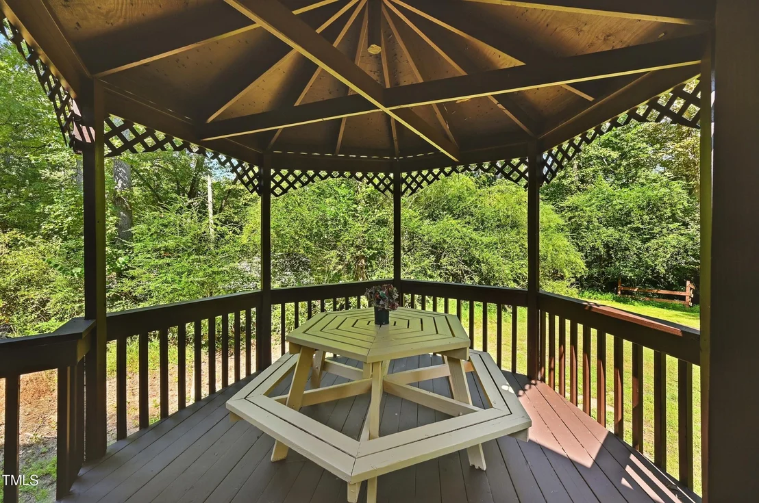 Photo of 4002 Westfield Drive