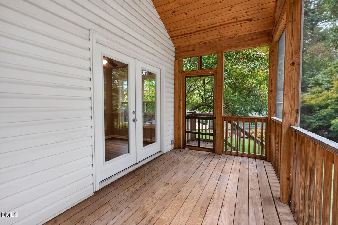 Photo of 63 White Oak Drive