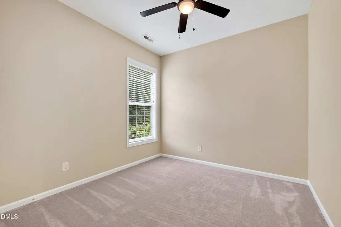 Photo of 118 N Fields Circle