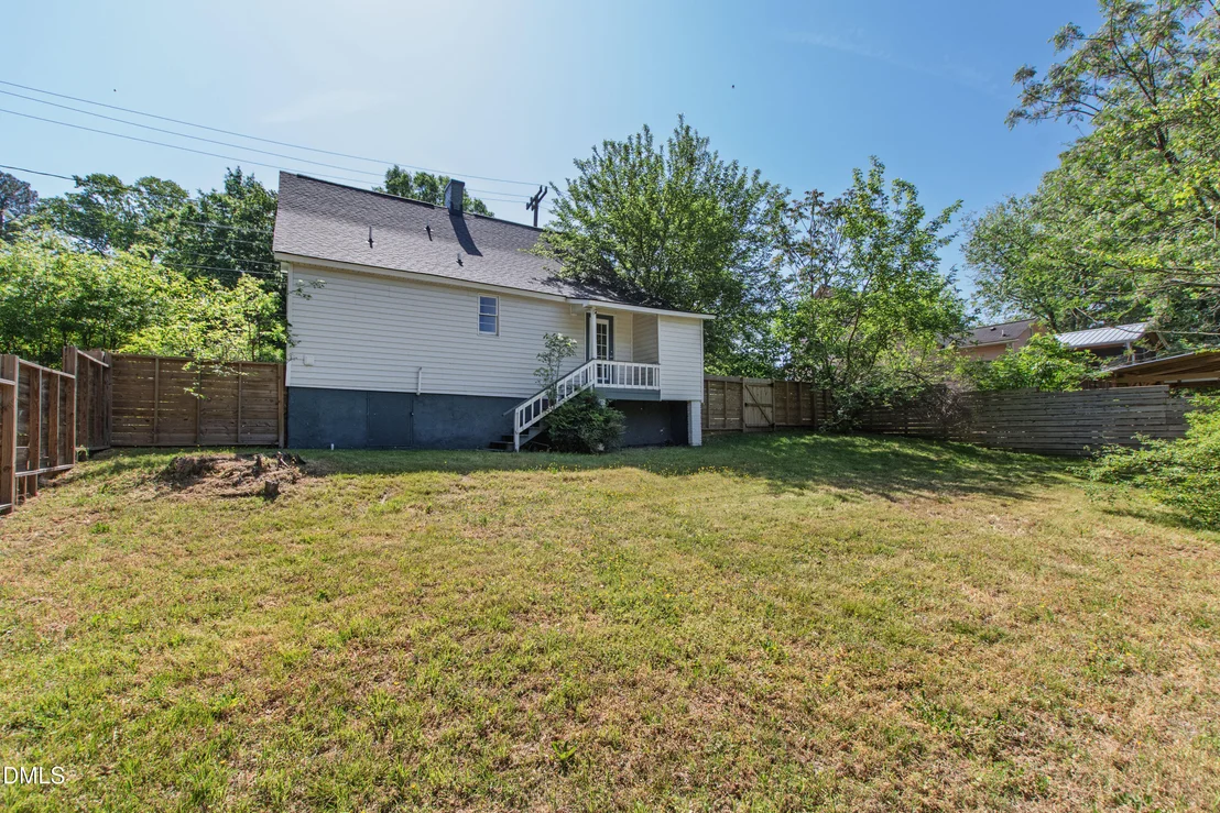 Photo of 913 Washington Street
