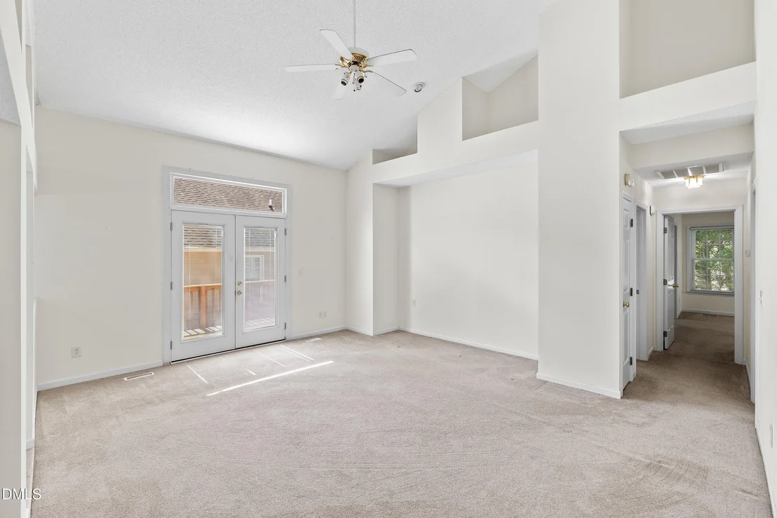 Photo of 318 Arvo Lane
