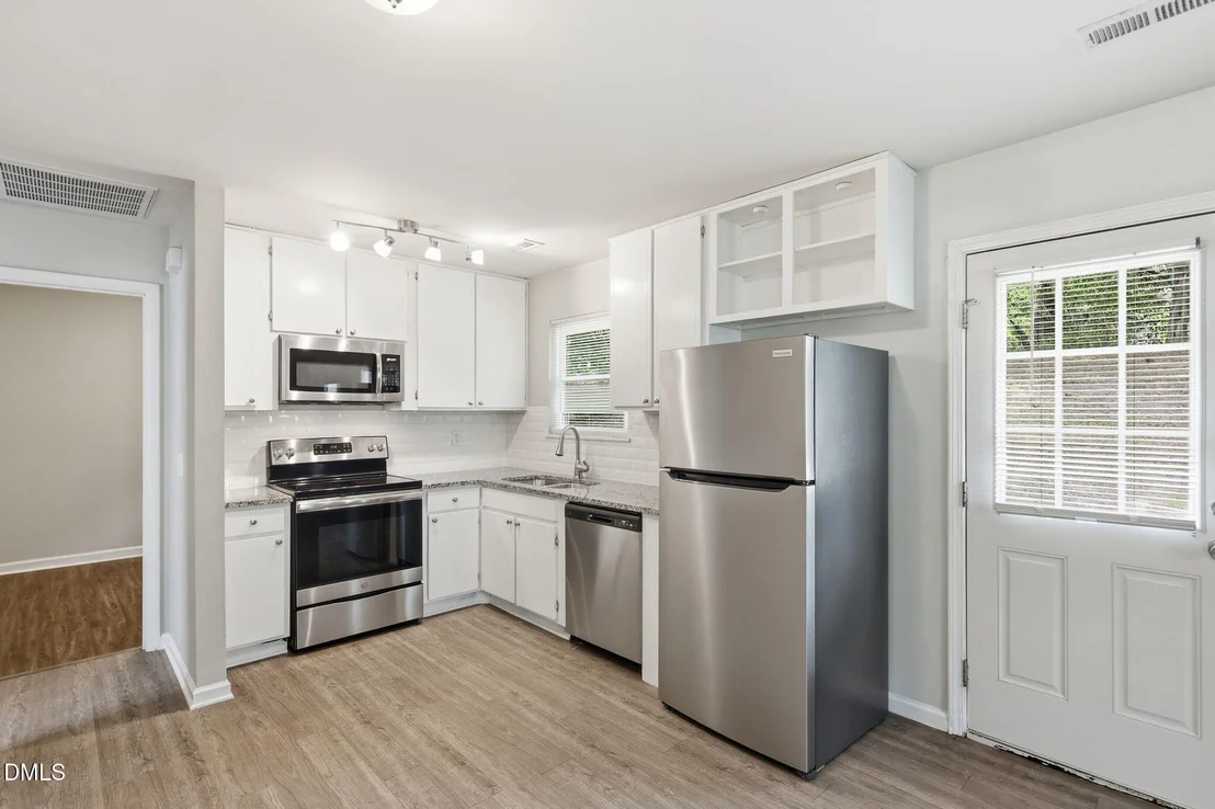 Photo of 1200 Hazelnut Drive
