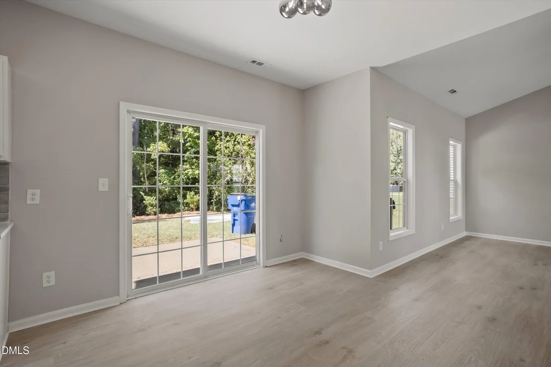 Photo of 808 Nightshade Way