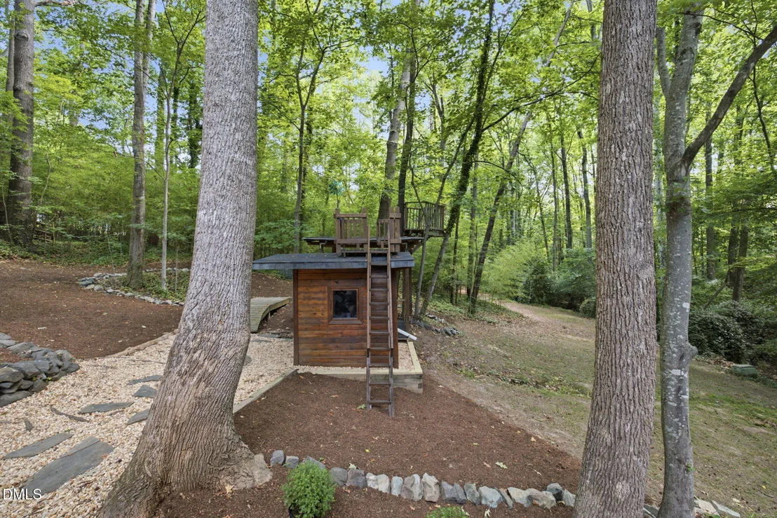 Photo of 1615 Valley Run