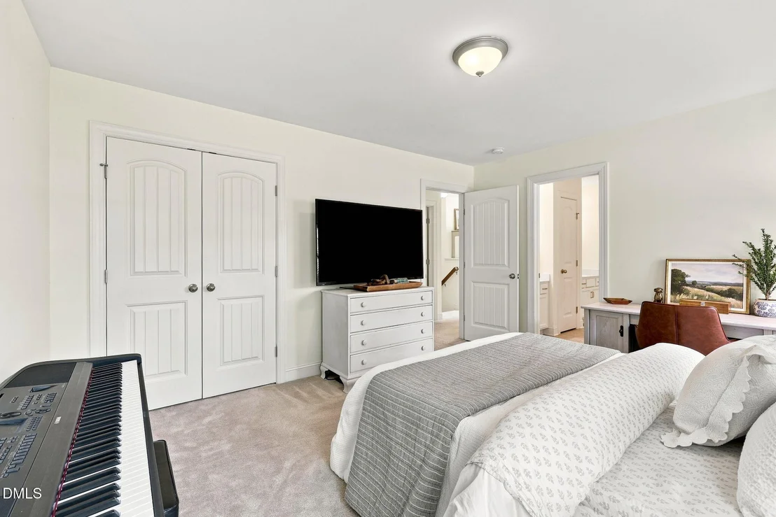 Photo of 8013 N Pine Shadows Drive