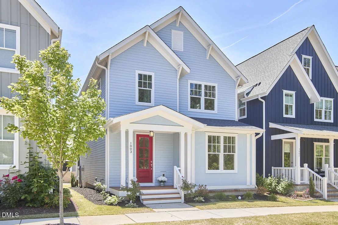 Photo of 1003 Whitehall Circle