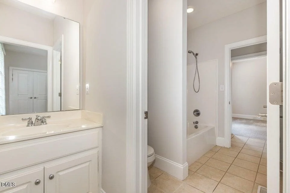 Photo of 1096 Silverleaf Drive