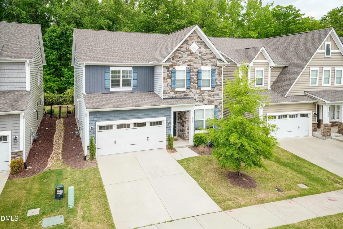 Photo of 303 Silverhawk Lane