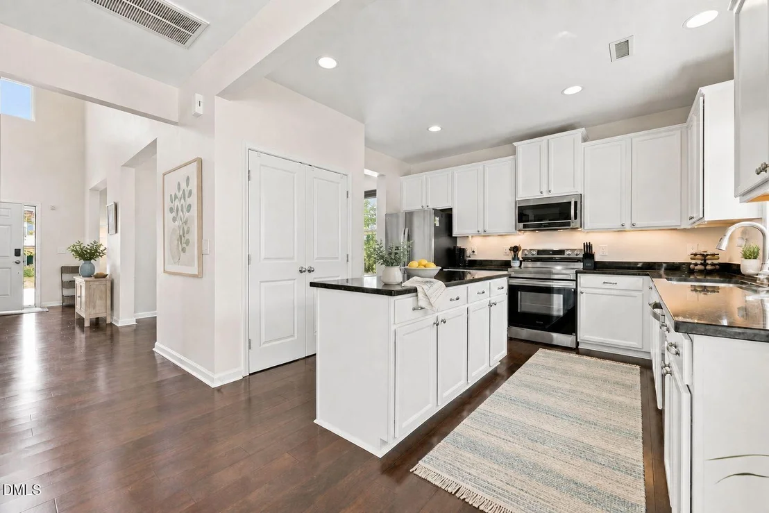 Photo of 124 Rosebud Lane