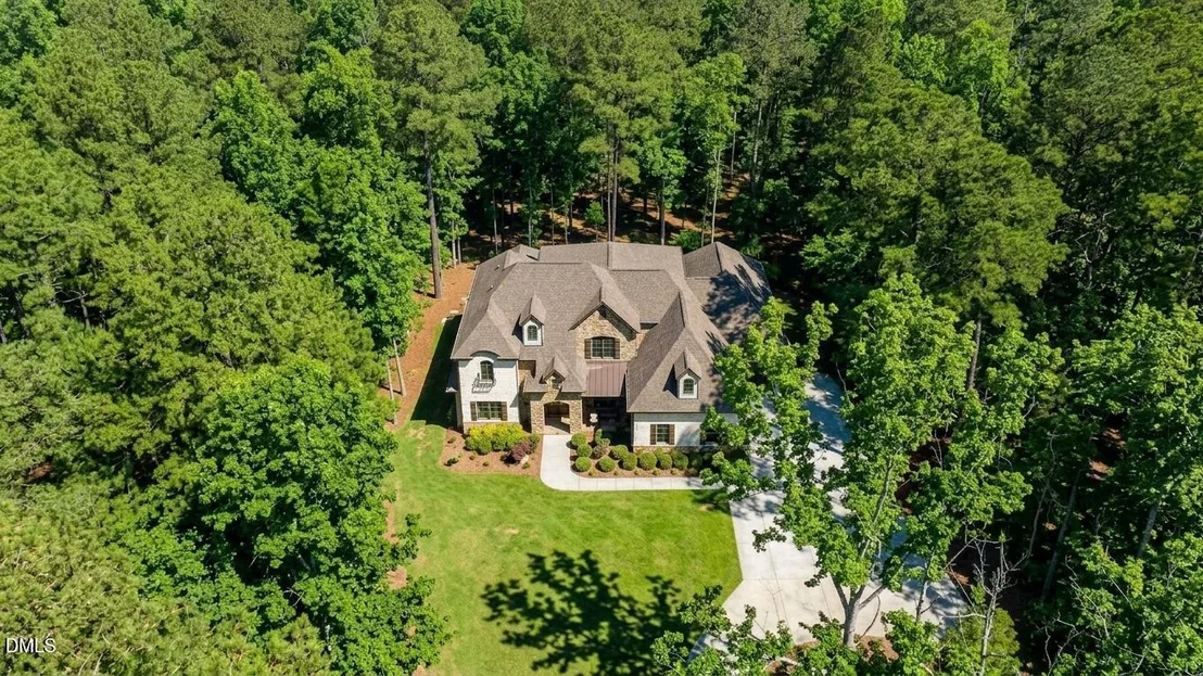 Photo of 122 Essie Drive