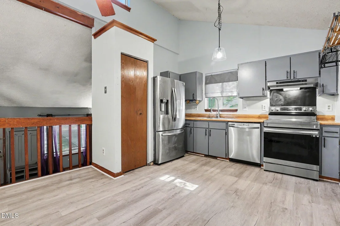 Photo of 4232 Labrador Drive