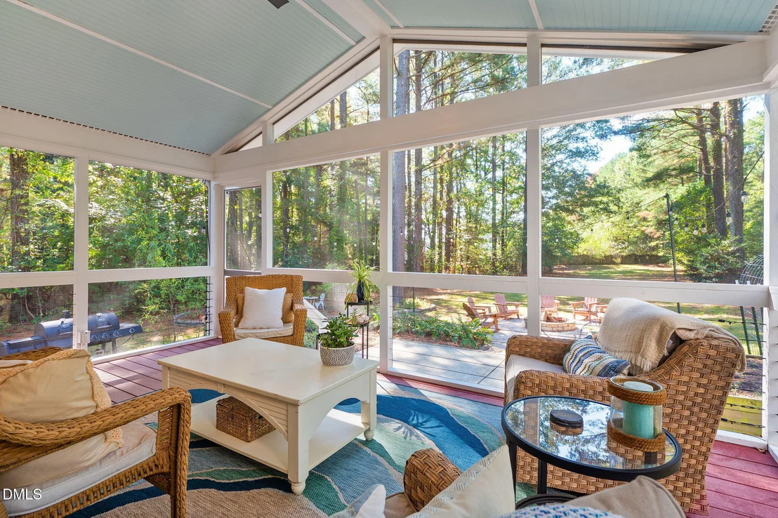Photo of 1813 Foxbrook Drive