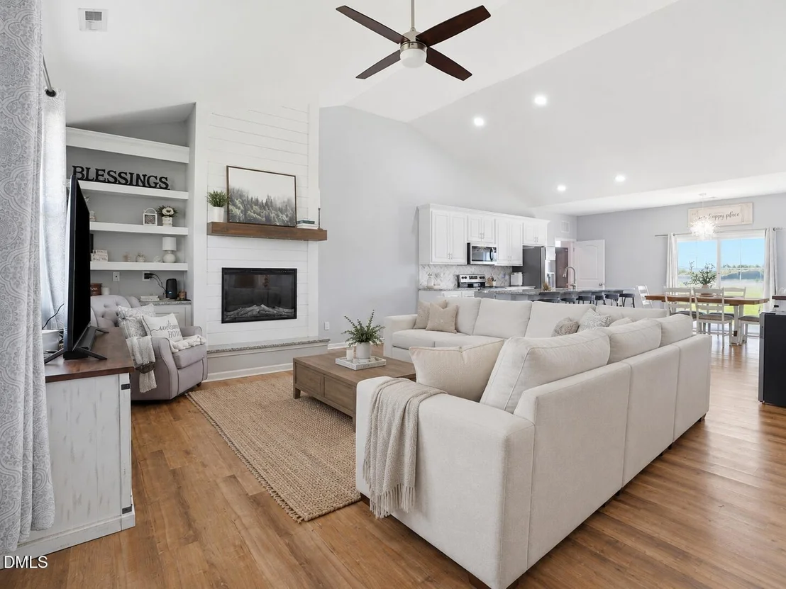 Photo of 4067 Needham Road