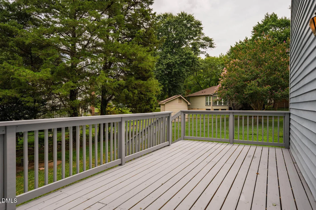 Photo of 104 Avery Le Circle