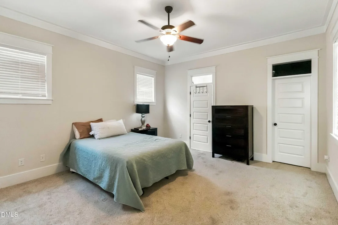 Photo of 90 Ellen Circle