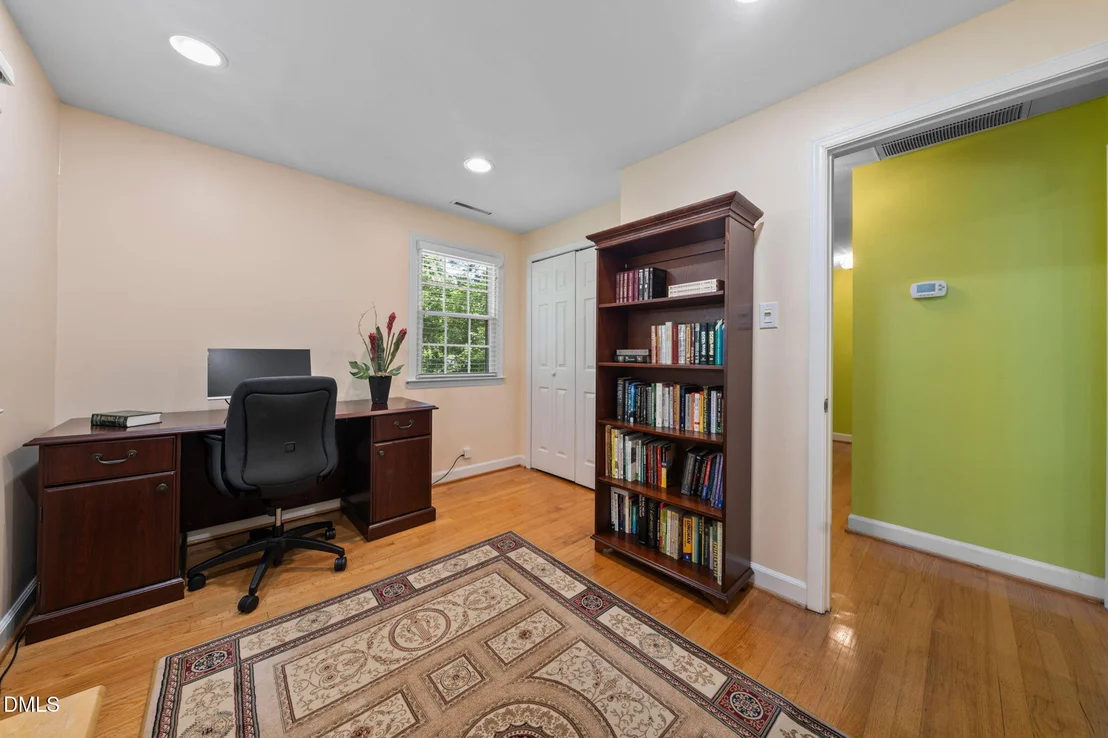 Photo of 721 Tinkerbell Road
