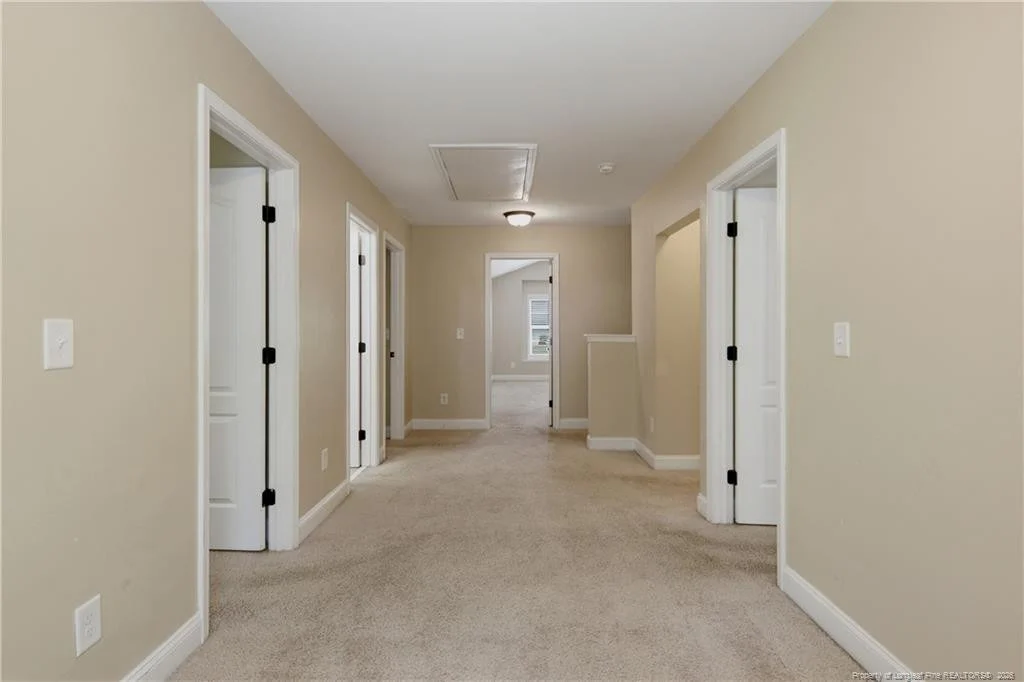 Photo of 31 Waterside Circle