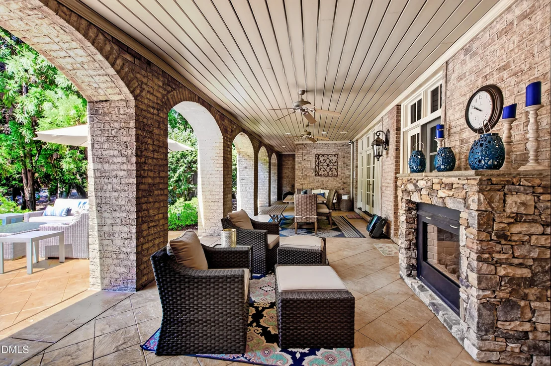Photo of 113 Richelieu Drive