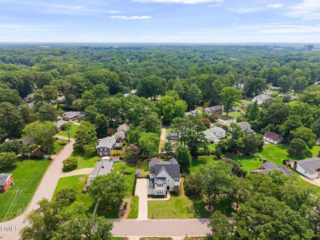 Photo of 4816 Sweetbriar Drive