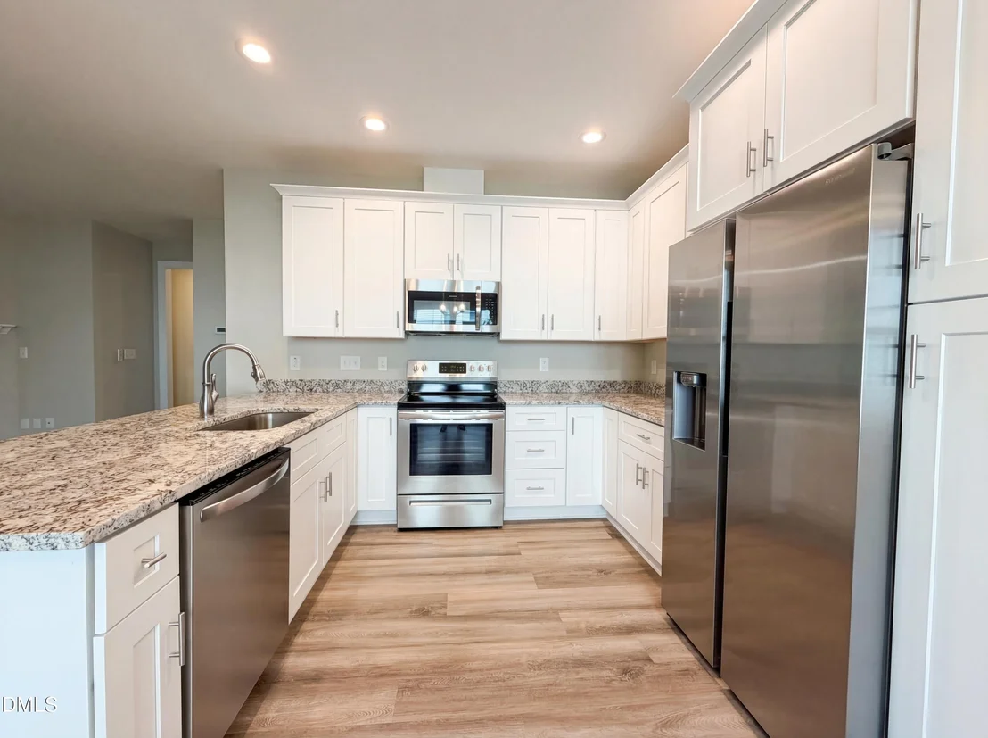 Photo of 903 Long Avenue