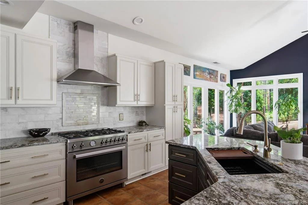 Photo of 305 Maples Road