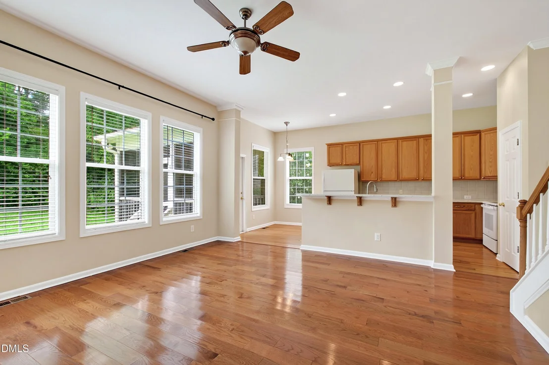 Photo of 118 N Fields Circle