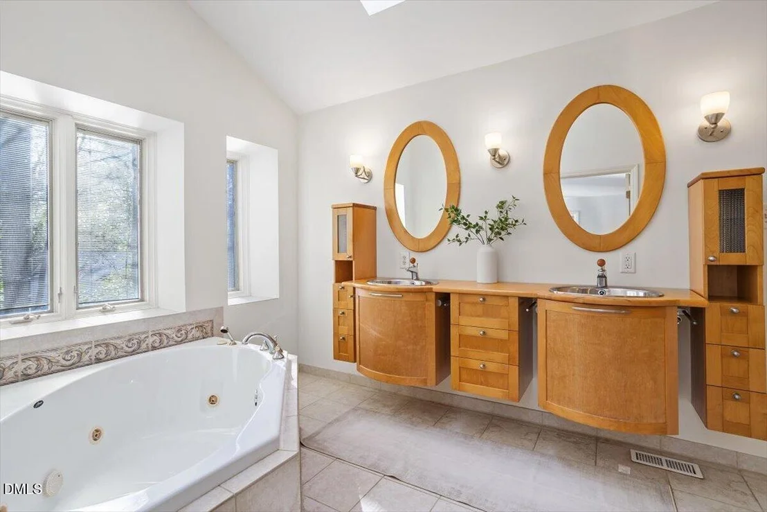 Photo of 803 Emory Drive