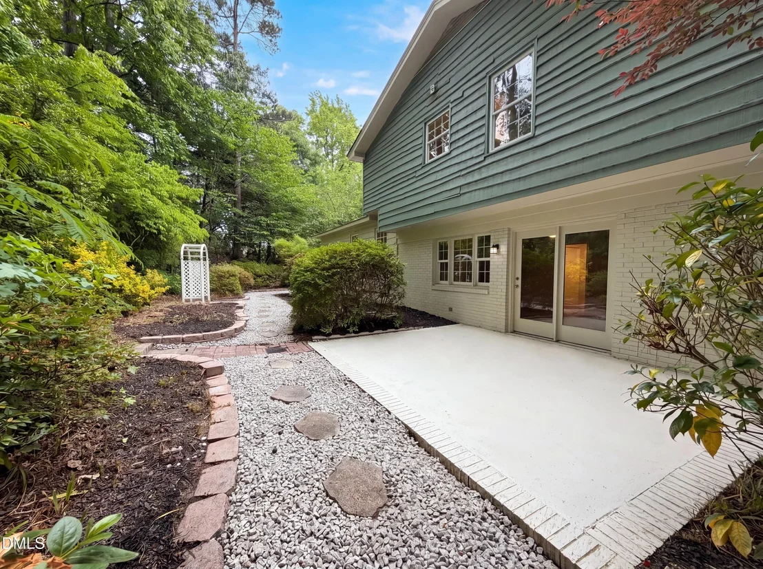 Photo of 104 Olmstead Court