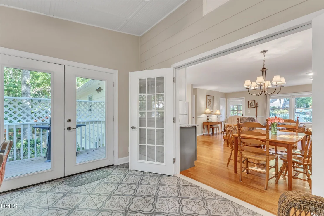 Photo of 207 Honeysuckle Lane