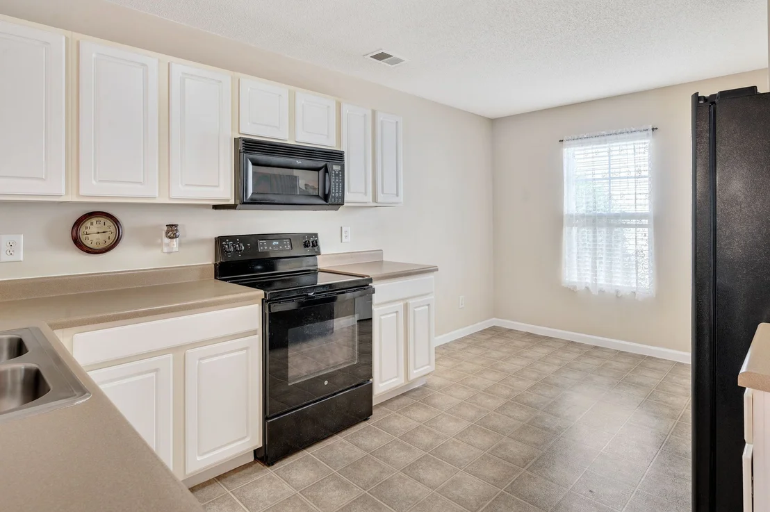 Photo of 213 Brookhaven Drive