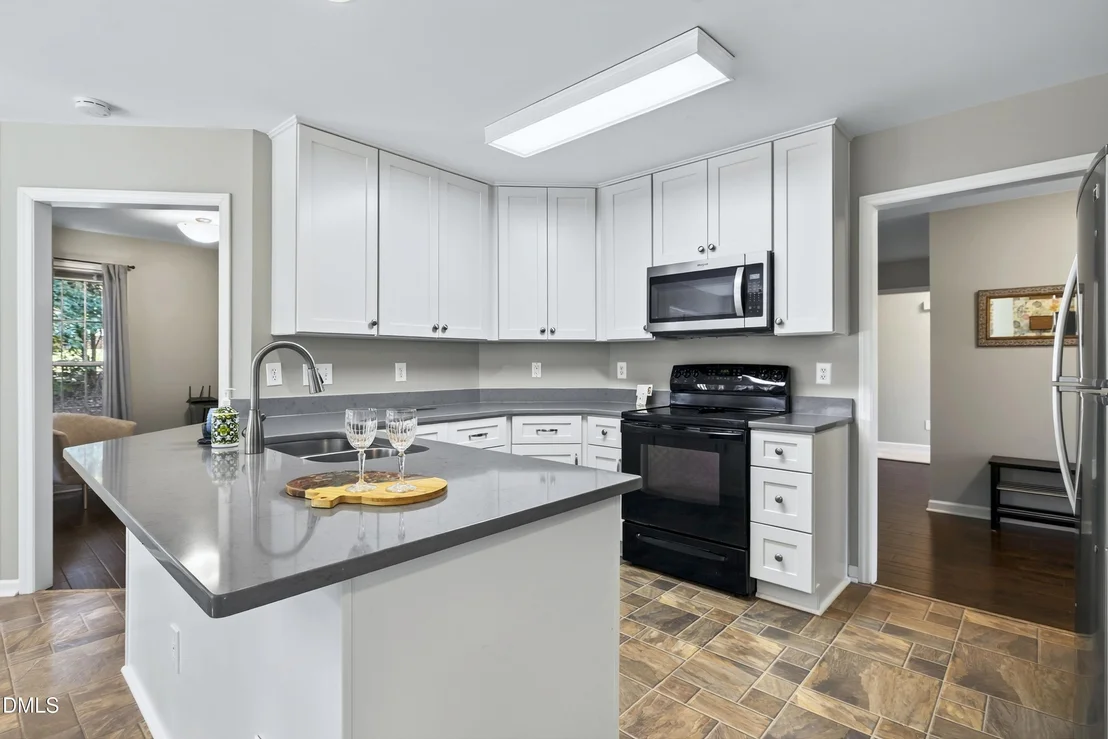 Photo of 2312 Maplegreen Lane
