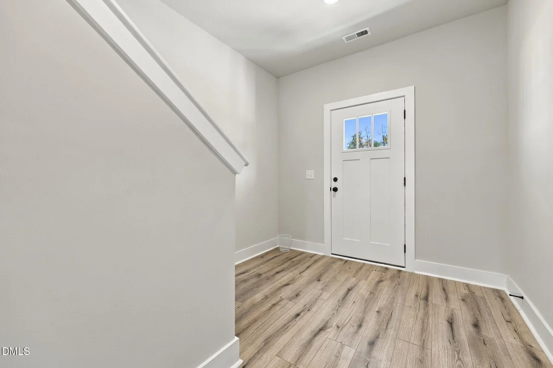 Photo of 127 Grinnell Loop