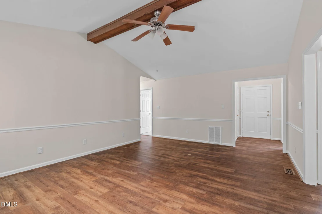 Photo of 8109 Round Oak Road