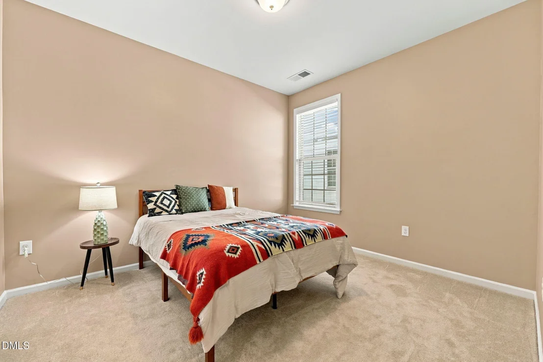 Photo of 1033 Cuthbert Lane