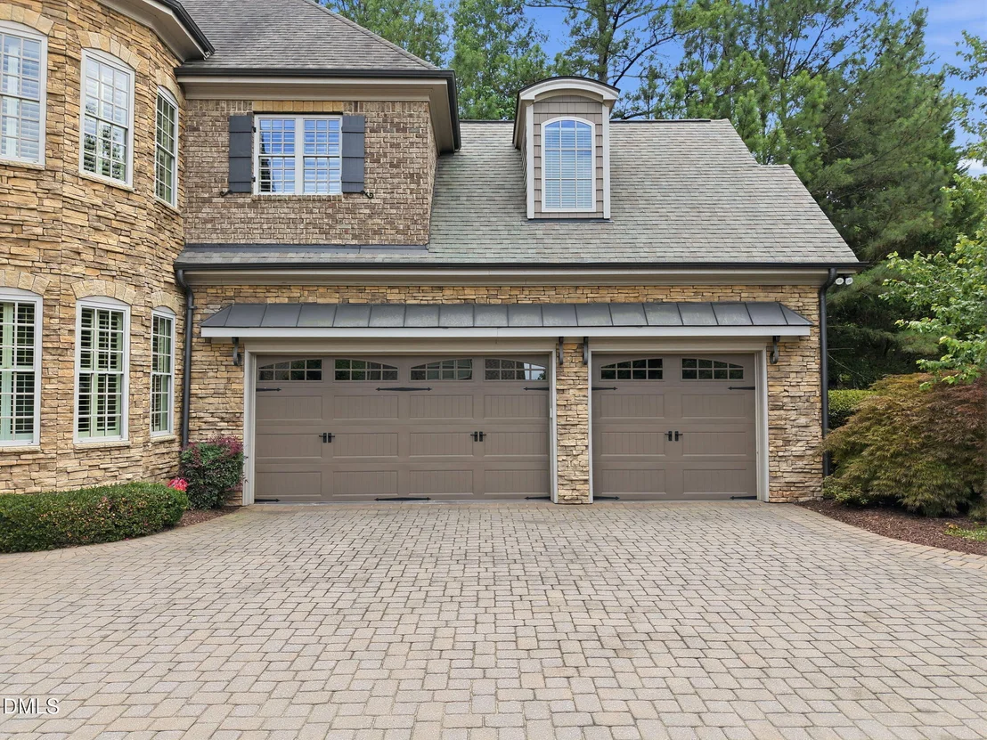 Photo of 2097 Van Gogh Lane