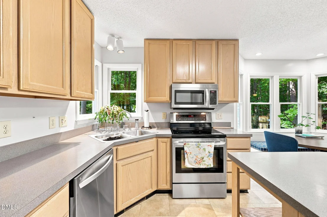 Photo of 1020 Oakwater Drive