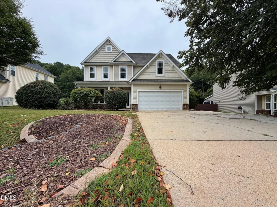 Photo of 352 Collinsworth Drive