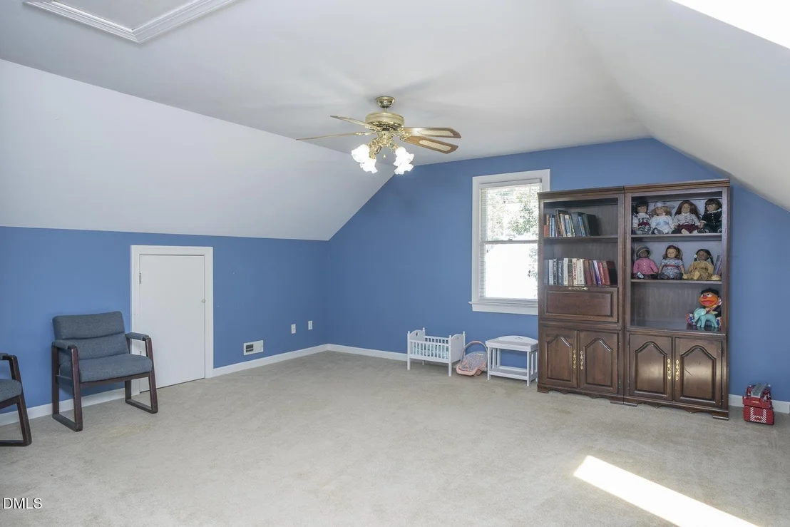 Photo of 708 Flagstone Way