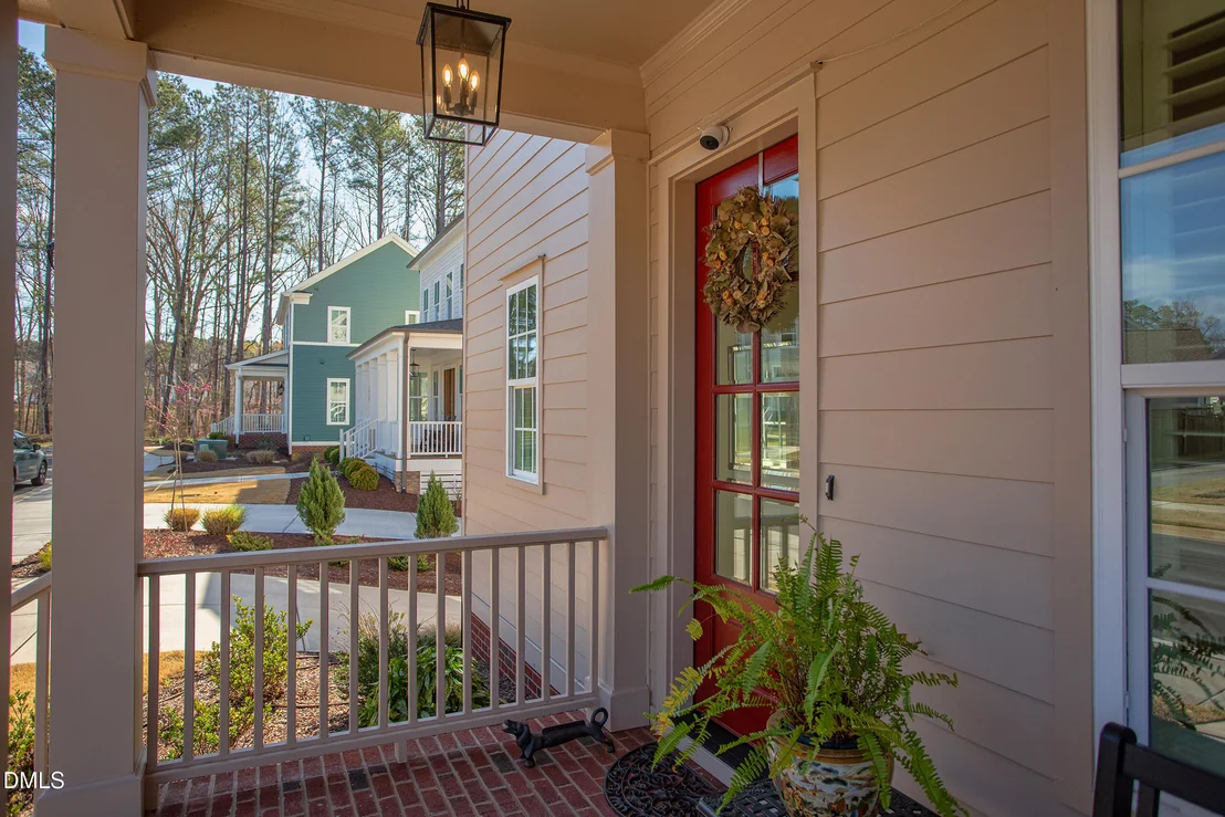 Photo of 1028 Whitehall Circle