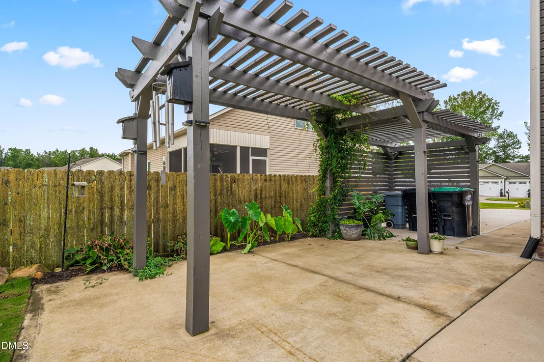 Photo of 184 Westchase Drive