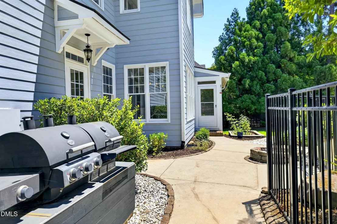 Photo of 945 Alden Bridge Drive