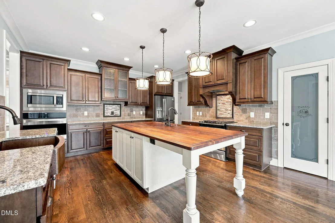 Photo of 270 Rivers Edge Drive