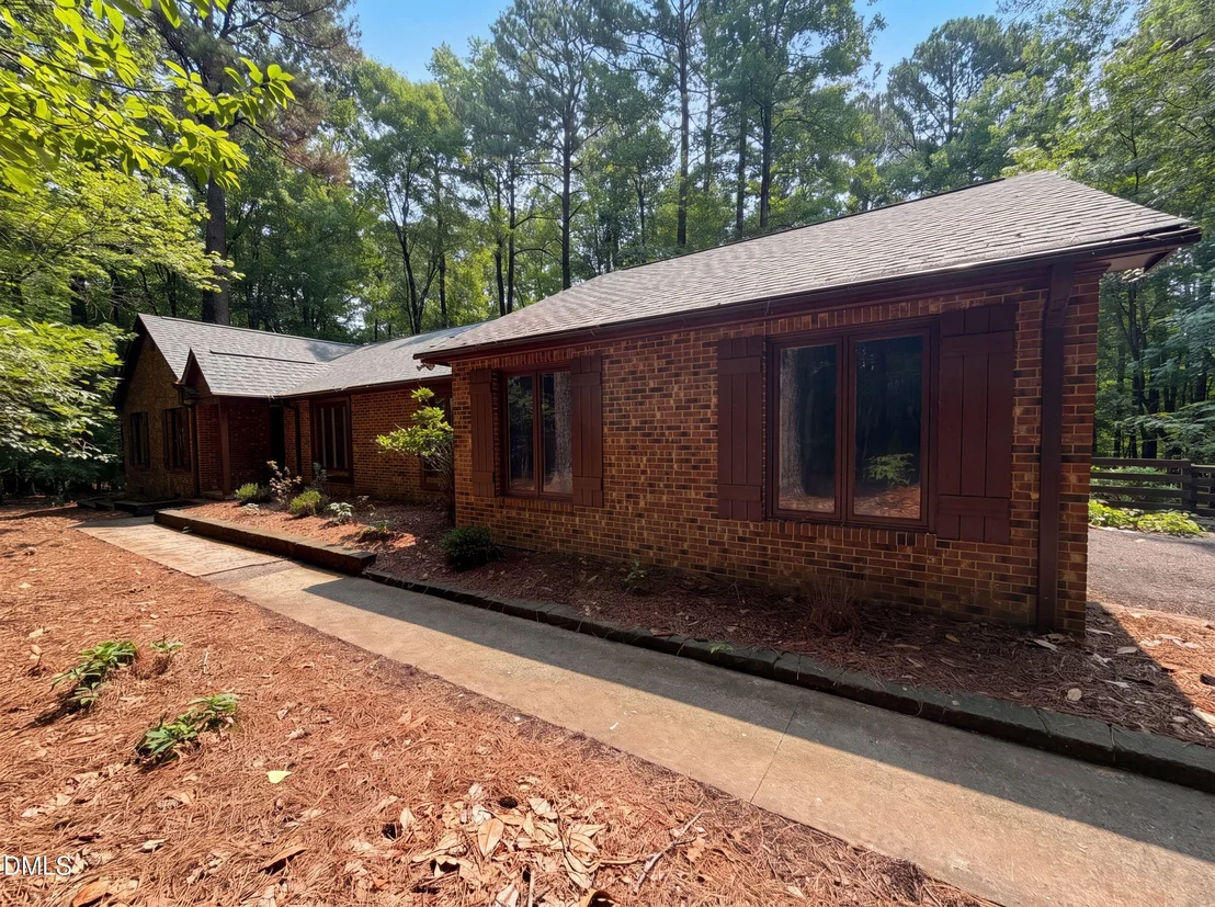 Photo of 204 Boulder Bluff Trail