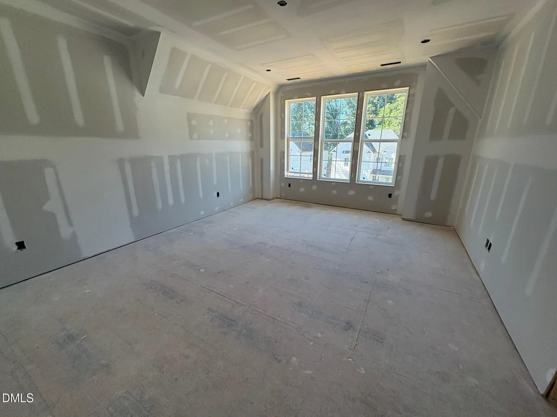 Photo of 916 Marilyn Drive